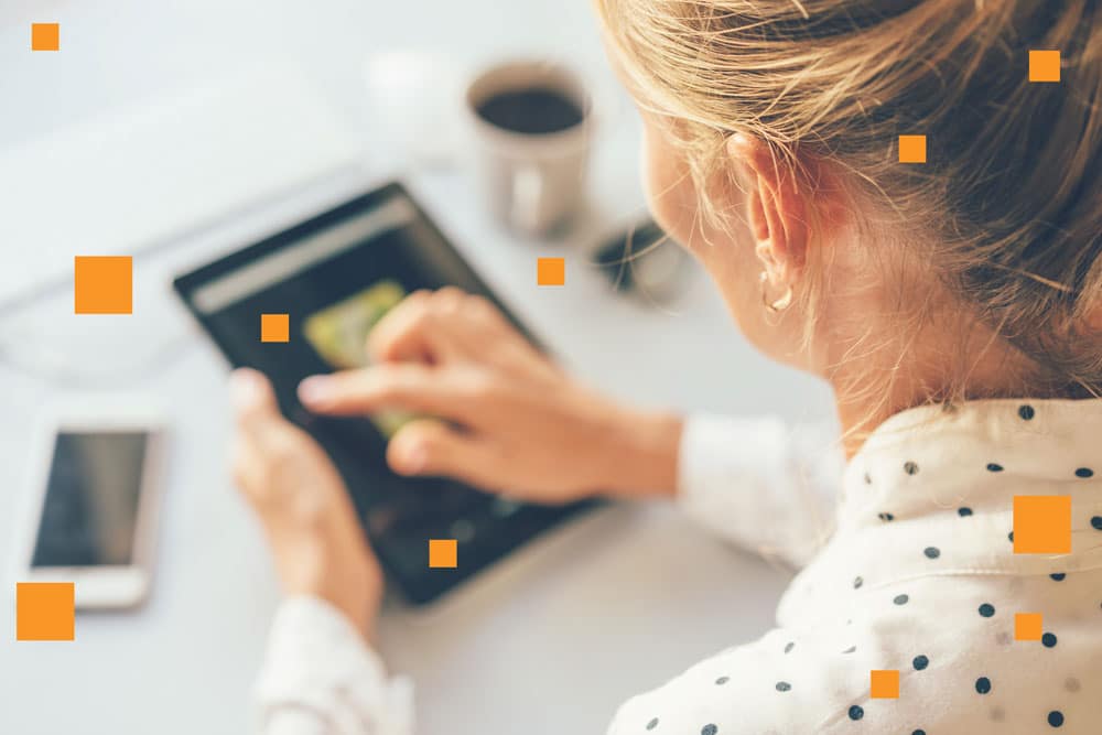 Team arbeitet gemeinsam